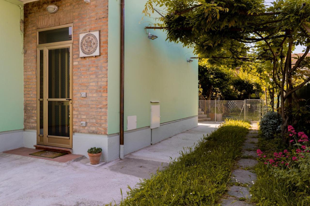 Reno Family House Apartment Ravenna Bagian luar foto